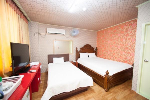 Jeju Brd Hotel מראה חיצוני תמונה