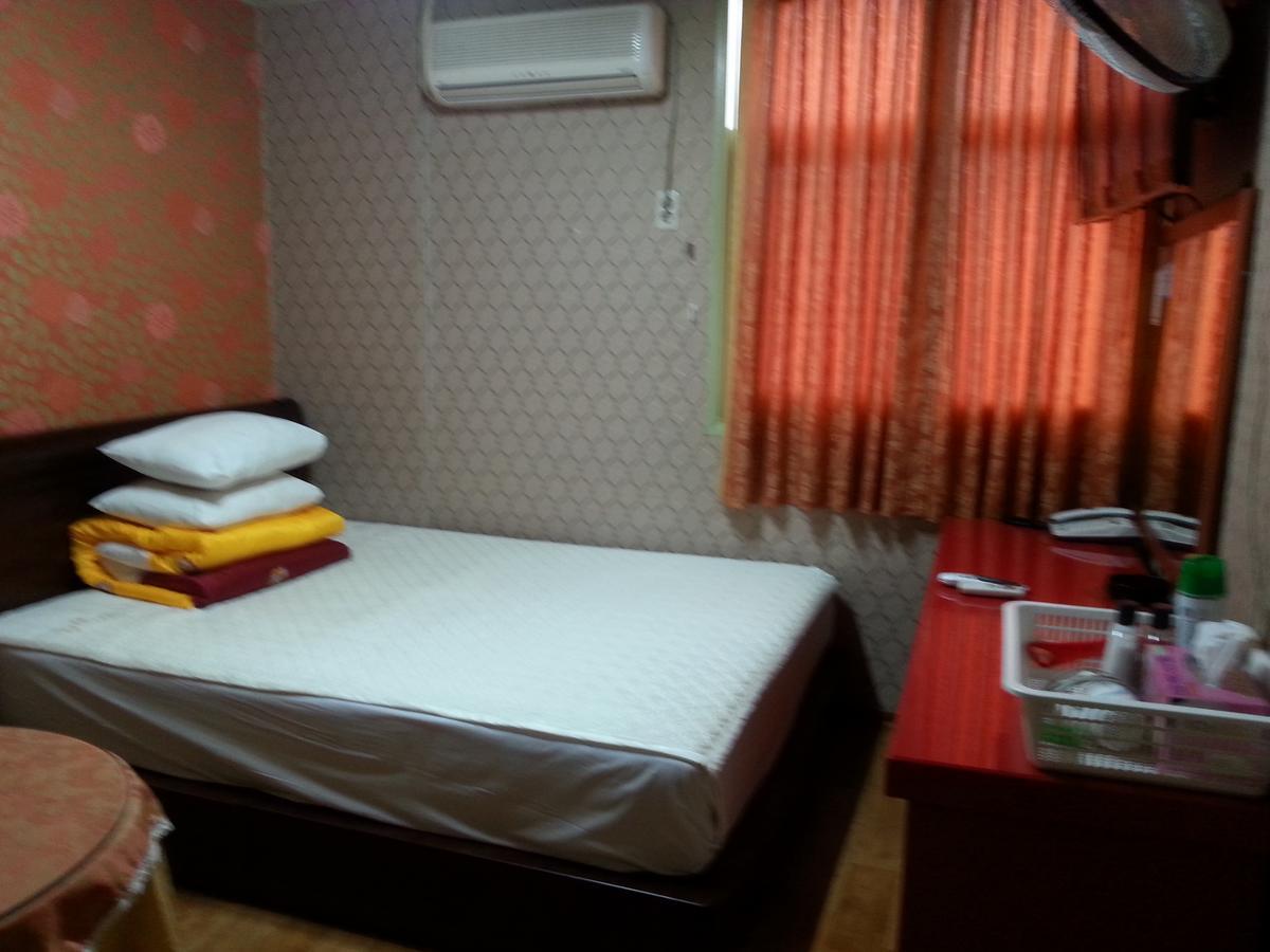 Jeju Brd Hotel מראה חיצוני תמונה